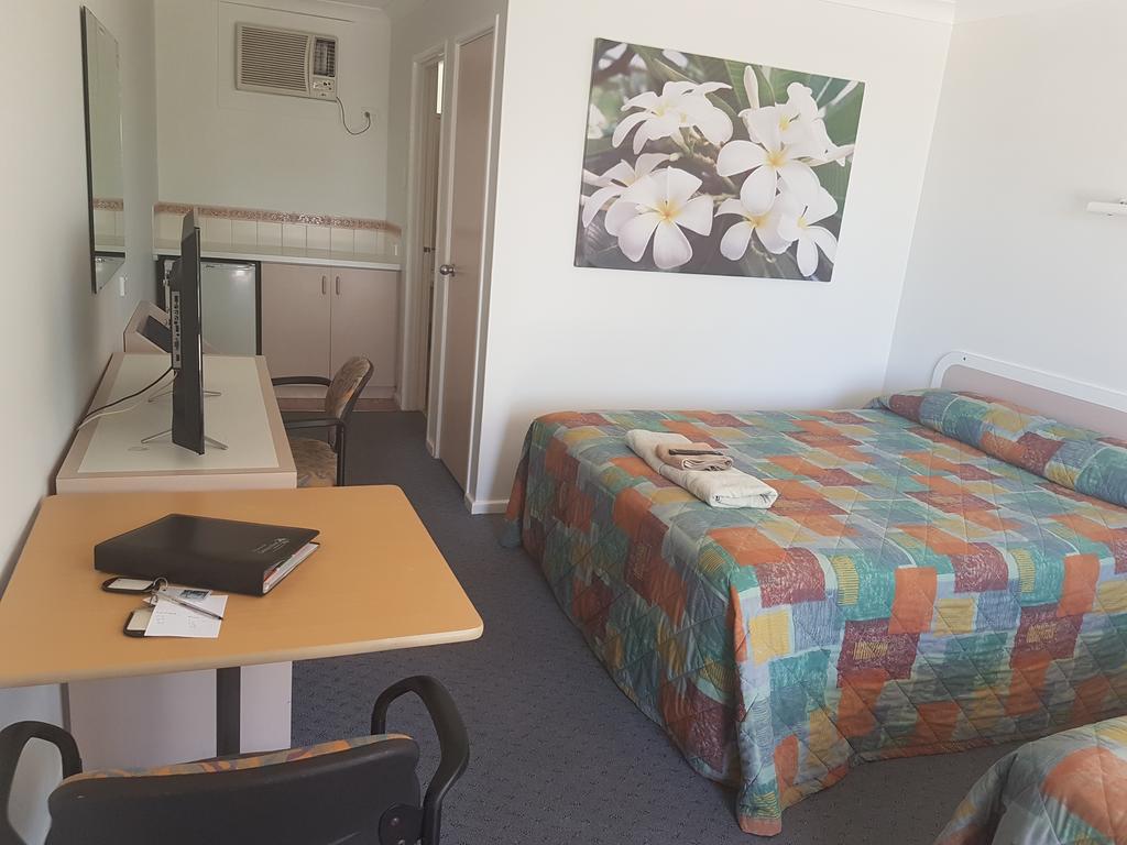 Carnarvon Gateway Motel エクステリア 写真