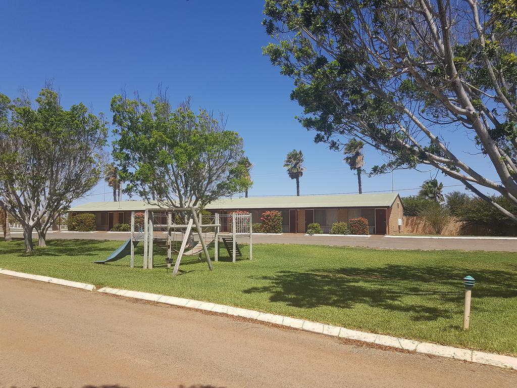 Carnarvon Gateway Motel エクステリア 写真